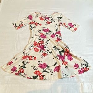 Flower print Quarter sleeve dress
